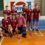8.-9.klašu komanda florbolā