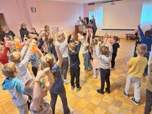 Pie pirmsskolas ciemos draugi