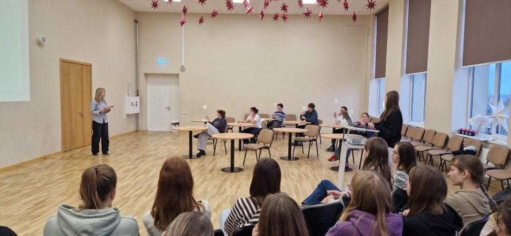 Spēle "Gudrāks par gudrāku"