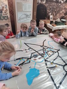 Nodarbība muzejā. Barikādēm 35.