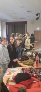 Nodarbība "1991. gada Barikādes. Tā laika jaunieša stāsts."Barikādēm 35.