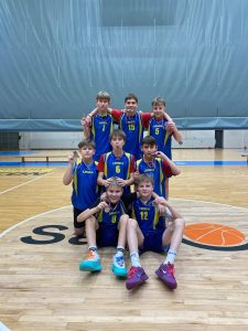 Zēnu basketbola komanda.