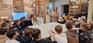 Nodarbība muzejā. Barikādēm 35.