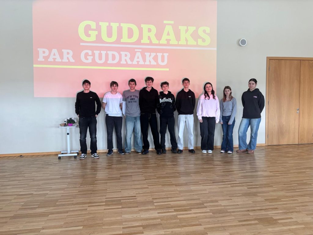 Gudrāks par gudrāku 8.klasē dalībnieki,