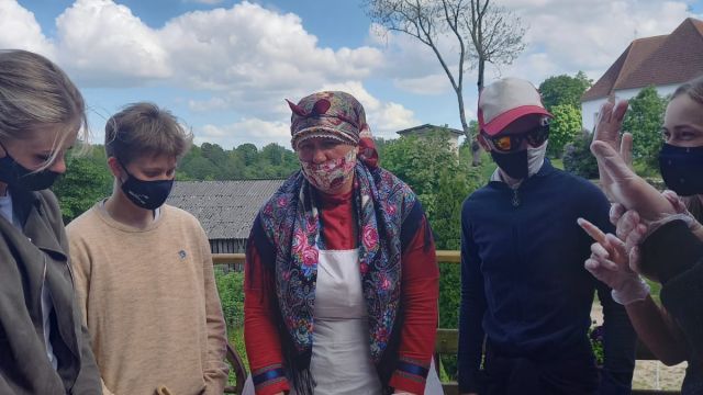 sklandrausu cepšana