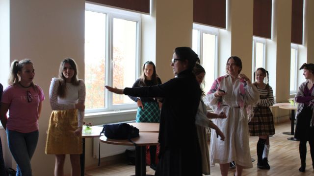 10.klase iejutas tēlos