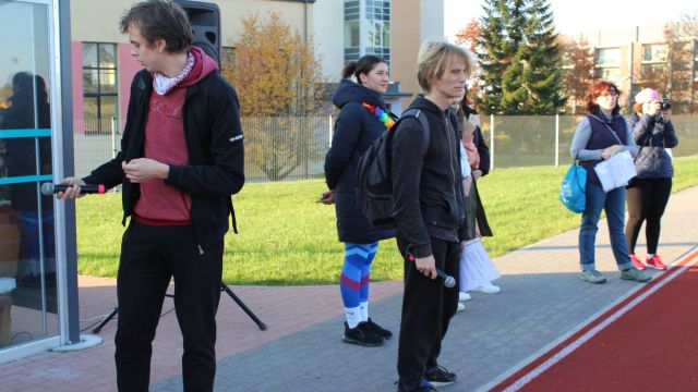 pasakuma vadītaji 11.klases skolēni