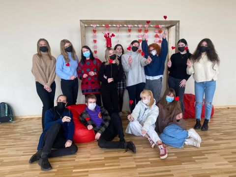 silto džemperu klase