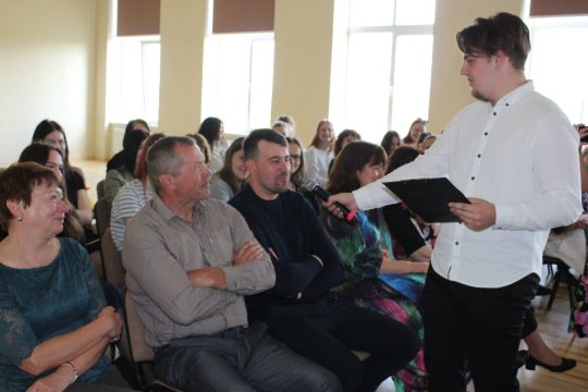 Matīss intervē sporta skolotājus