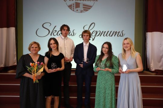 viosi balvu saņēmēji