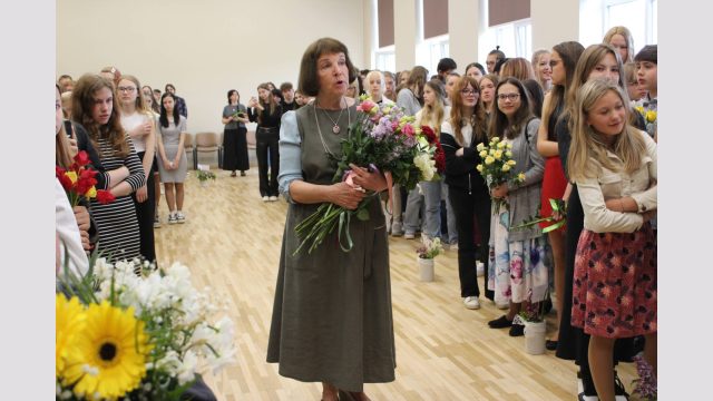 skolotāja Ilzīte Jēkabsone
