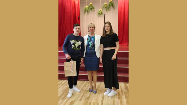7.b klases skolēni