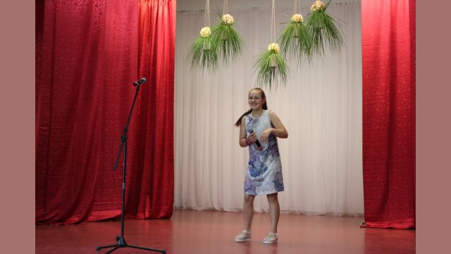 dzied Aija Kalniete