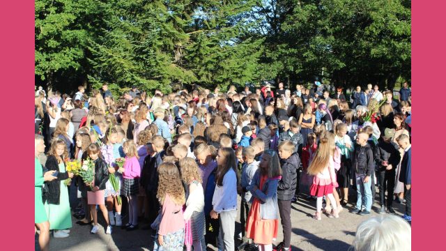 Saldus vidusskolas skolēni