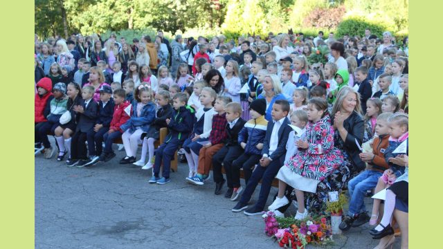 Saldus vidusskolas skolēni