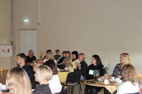 Skolotāji pasākumā