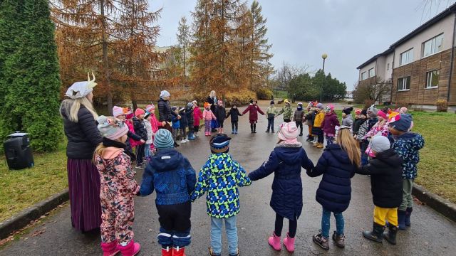 Mārtiņdienas rotaļas