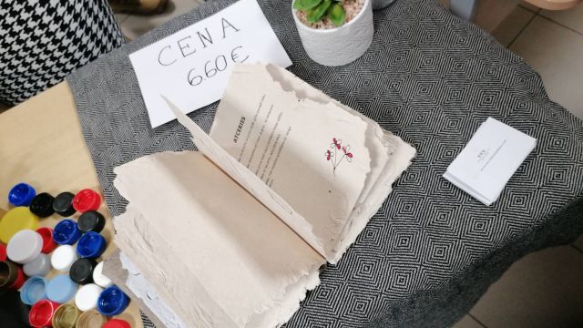 Ziemassvētku tirdziņš