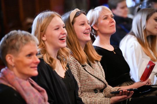 Saldus vidusskolas pārstāves