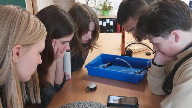 Fizmix komanda darbā