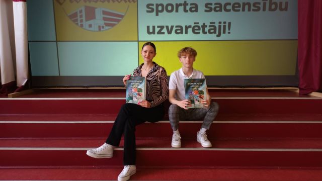 Foto no pasākuma olimpiāzu, konkursu un sporta sacensību uzvarētājiem.