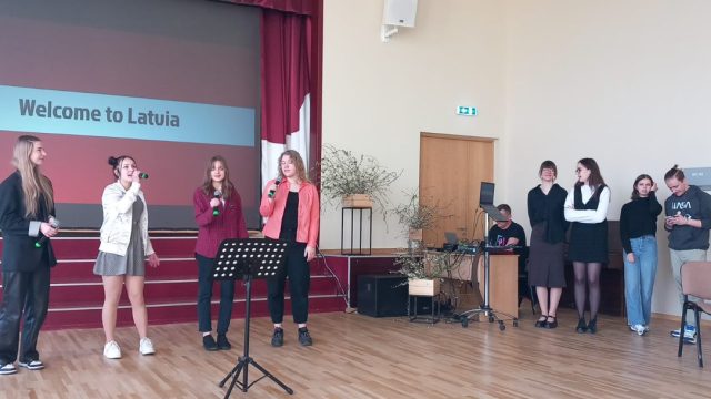 Poļu viesi Saldus vidusskolā
