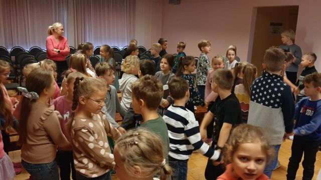 Rotaļas pasākumā "Iekšiņa āriņa"