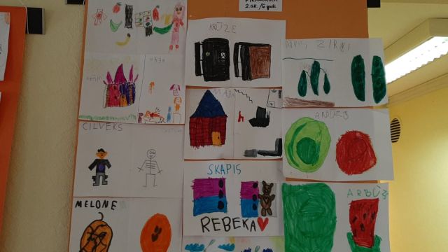 1.klašu zīmējumi "Iekšiņa āriņa"