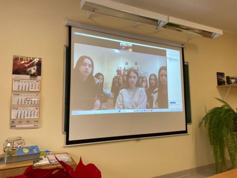 Projekta aktivitātes attālināti.