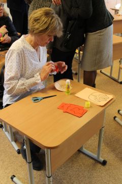 Vecvecāku diena sākumskolā