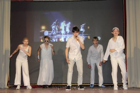 Izklausies Redzēts 2024