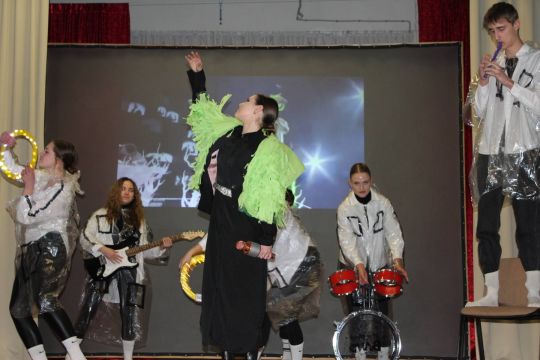 Izklausies Redzēts 2024