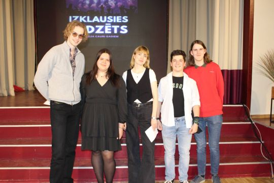 Izklausies Redzēts 2024