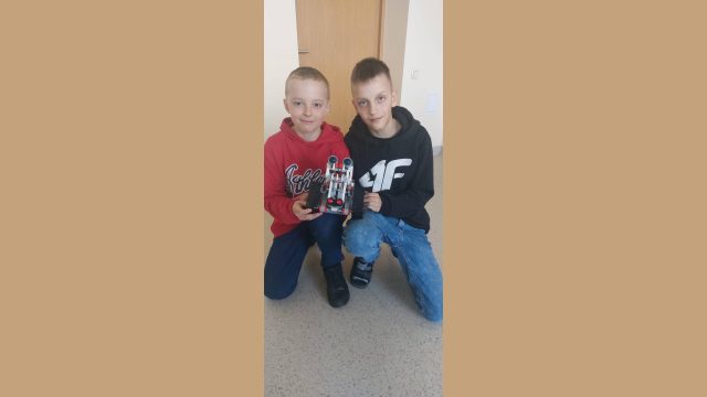 Lego robotikas pulciņš