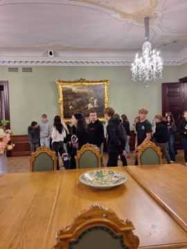 8.klase ekskursijā
