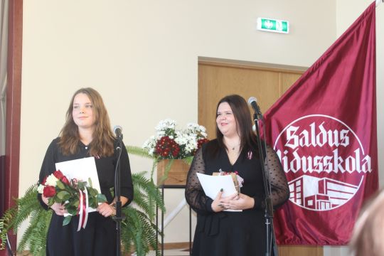 Paula Šteina un Dženifera Kurakina