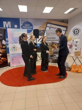 SMU tirdziņā t/c Akvārijs