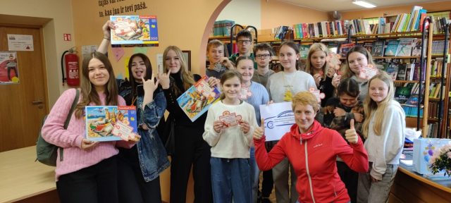 Puzles likšanas sacensības