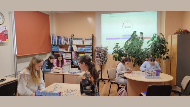 Puzles likšanas sacensības