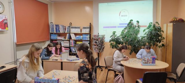 Puzles likšanas sacensības