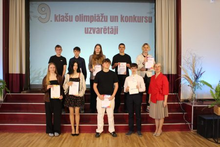 Olimpiāžu un konkursu uzvarētaju godināšana.