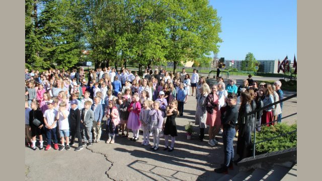 Svinīgais pasākums pēdējā skolas dienā 30.05.2025.