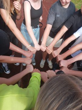 Skolas pārgājiens "Pasaule bez briesmām"