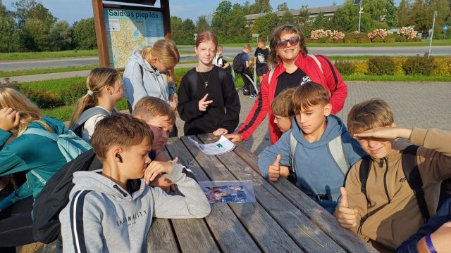 Skolas pārgājiens "Pasaule bez briesmām"