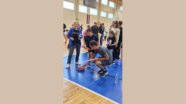 Aktivitātes Ģimeņu sporta dienā MS