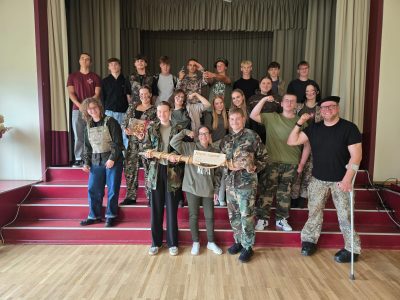 Virves vilkšanas sacensību 1.vietas ieguvēji 10.-12.klašu posmā