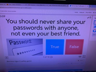 Skolēni Etwinning projektā