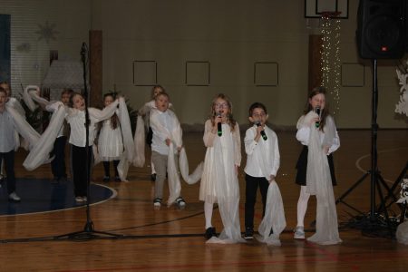 Ziemassvētku koncerts "Brīnumi mežā"