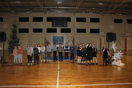 Ziemassvētku koncerts "Brīnumi mežā"