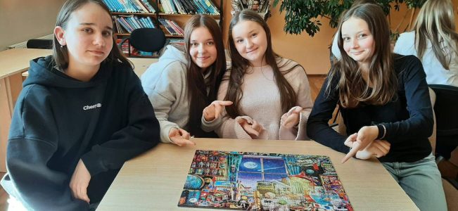 Pavasara puzļu likšanas sacensību dalībnieki